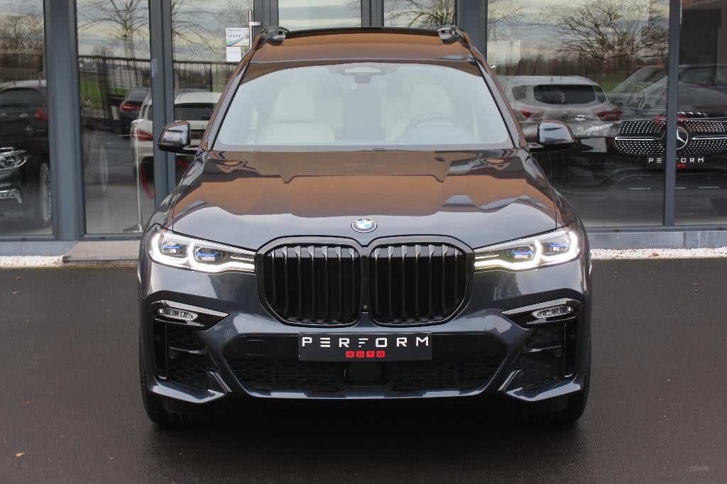 BMW X7 40d*INDIVIDUAL*MASSAGE*ZETELVENTILATIE* FULL FULL*, Auto's, Euro 6, 2993 cc, Blauw, Leder