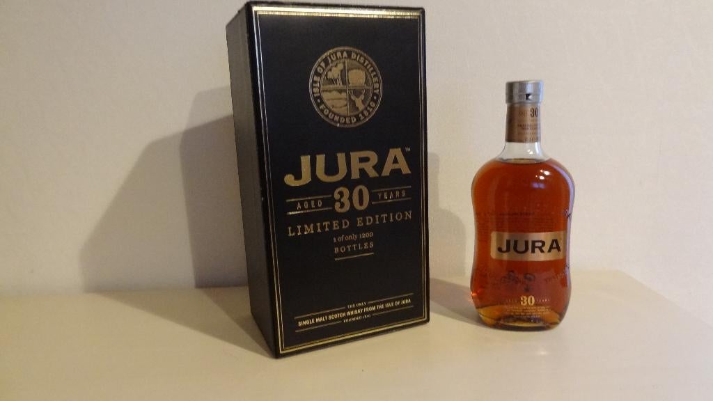 WHISKY ÎLE DU JURA 30 ANS, Autres régions, Pleine, Comme neuf, Enlèvement