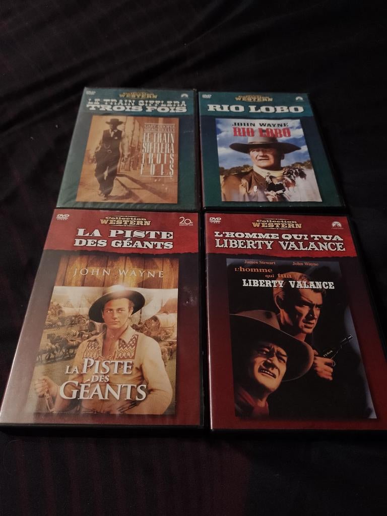 A vendre lot de 4 DVD de la collection Western, CD & DVD, DVD | Action, Comme neuf, Action, À partir de 9 ans, Enlèvement ou Envoi