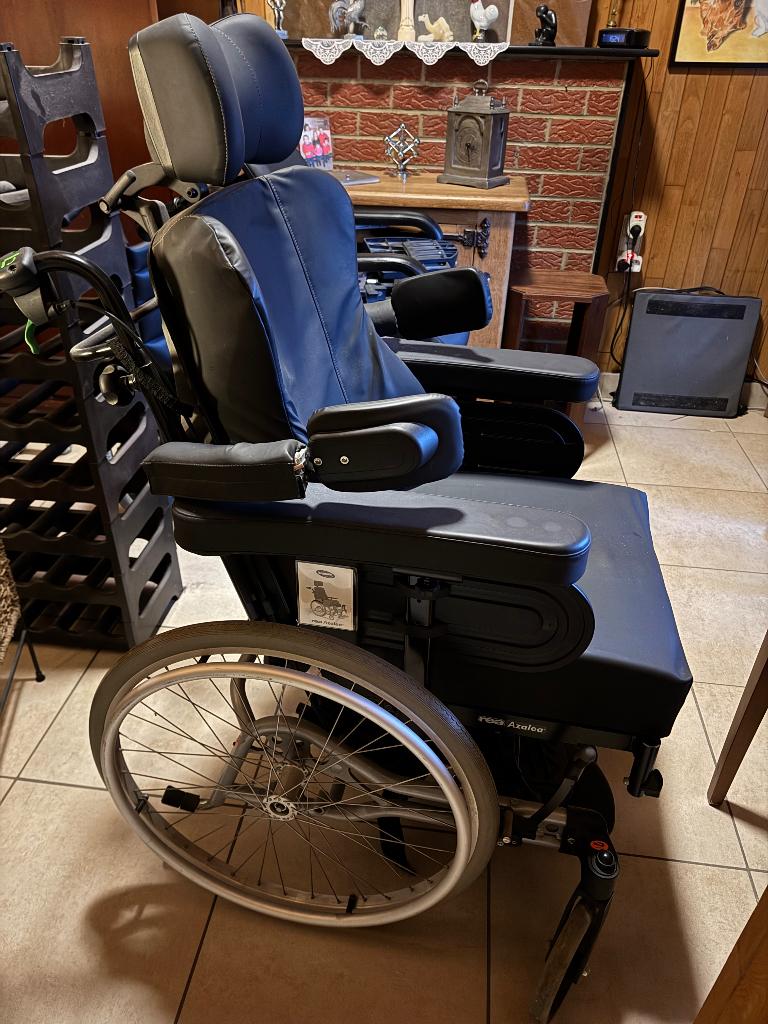 Fauteuil roulant Invacare Rea Azalea, Enlèvement, Comme neuf