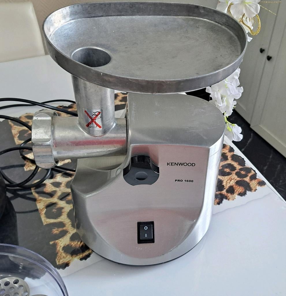 Kenwood pro 1600 keukenmachine vleesmolen groenten, Ophalen of Verzenden, Zo goed als nieuw