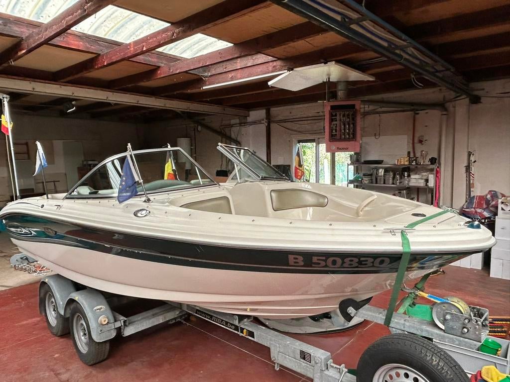 SEA-RAY 185, Watersport en Boten, Ophalen, Gebruikt, Binnenboordmotor, Benzine