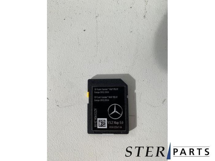 Navigation carte SD d'un Mercedes E-Klasse, Neuf, -, -, Enlèvement ou Envoi