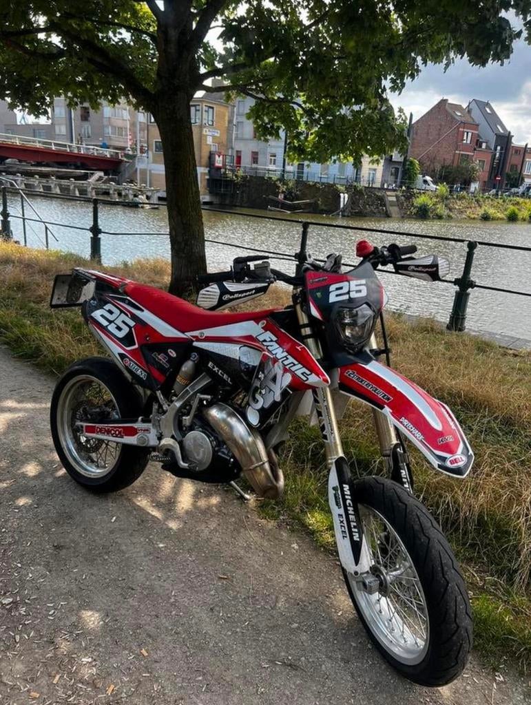 Fantic 125 A1 2t (supermoto+cross banden), Fietsen en Brommers, Brommers | Crossbrommers, Nieuw, Overige merken, Ophalen of Verzenden