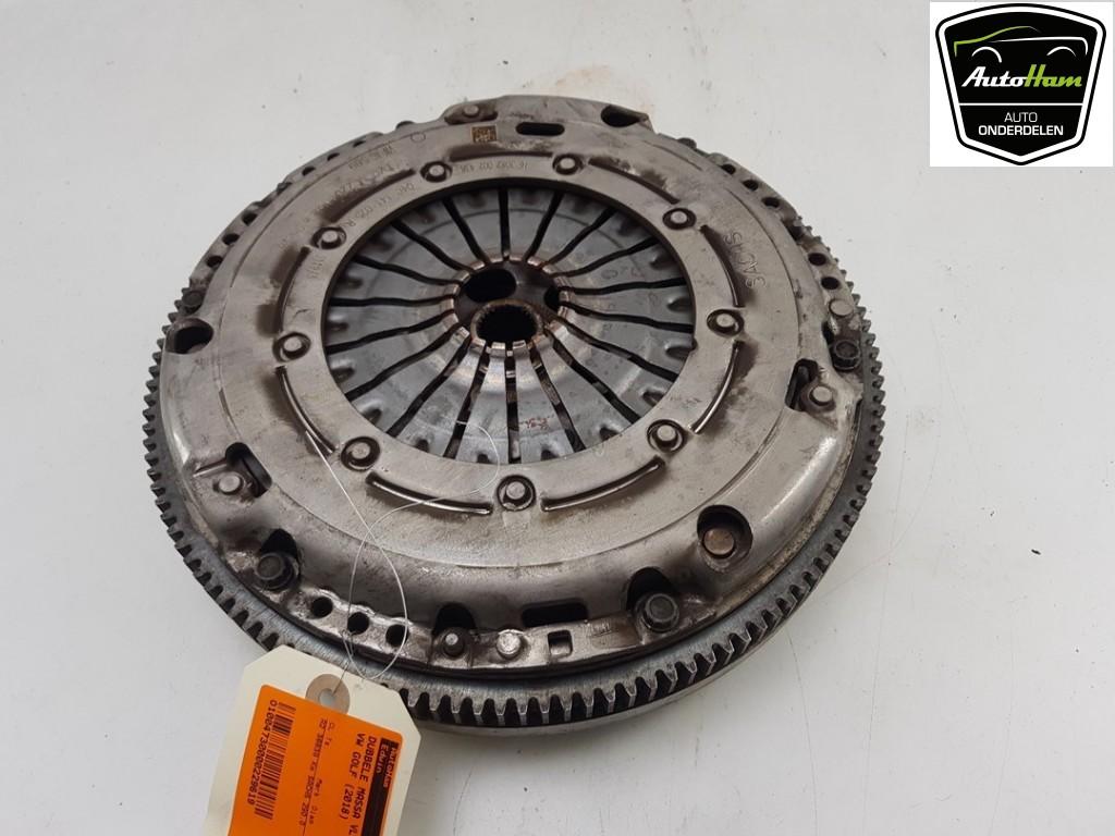 VOLANT MOTEUR BI-MASSE Volkswagen Golf VII (AUA), Utilisé, Volkswagen