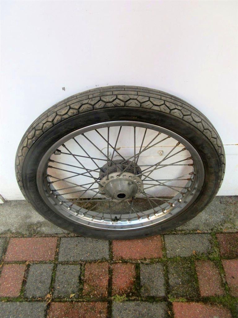 Kawasaki Z305 voorwiel LTD305 voor wiel KZ305 LTD velg Z 305, Motoren, Ophalen, Gebruikt
