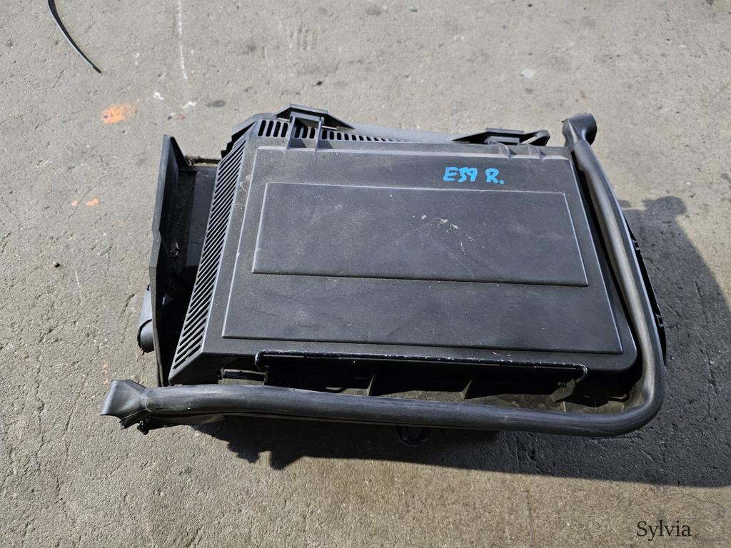 Interieur filterhuis rechts BMW 5 serie E39 8379624, Auto-onderdelen, Gebruikt, -, -, Ophalen of Verzenden