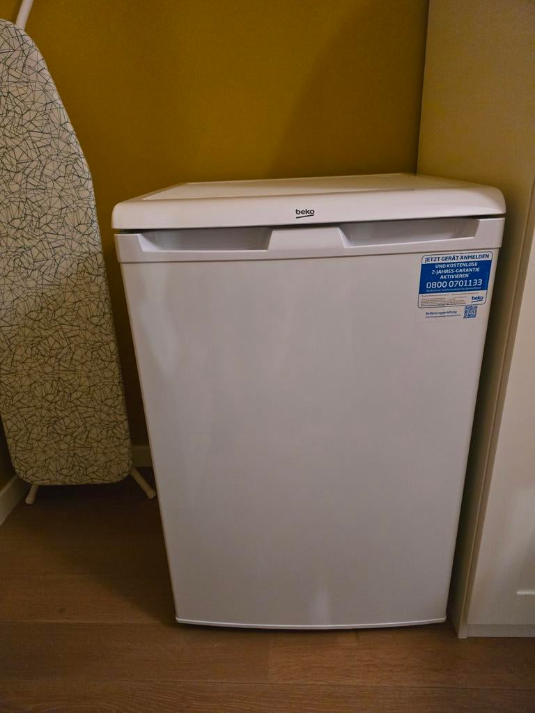 BEKO FSE1175N - KASTDIEPVRIEZER, Elektronische apparatuur, Ophalen