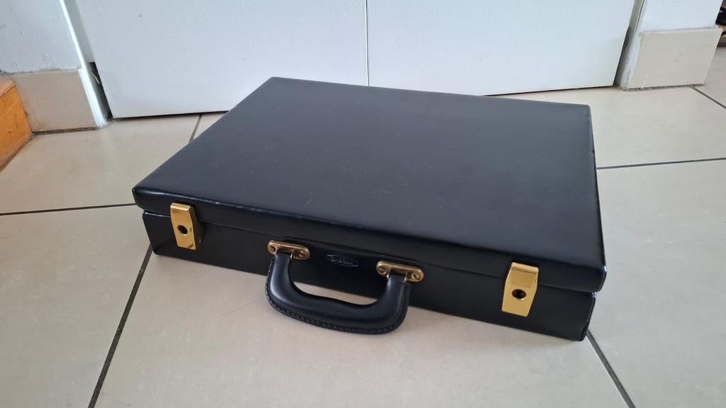 Sabena koffer pilotenkoffer, Ophalen