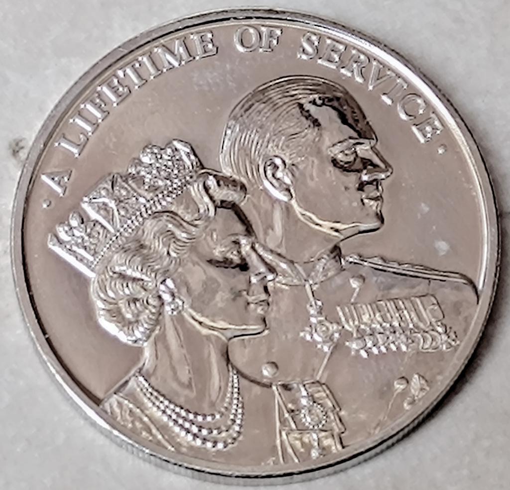 munt Niue 2 dollar 2011: - A Lifetime of Service, Timbres & Monnaies, Monnaies | Océanie, Enlèvement ou Envoi