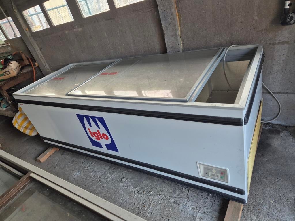 3 grote diepvriezen te koop, Elektronische apparatuur, Vriezers en Diepvrieskisten, Ophalen, Vrieskist, Gebruikt, Minder dan 60 cm