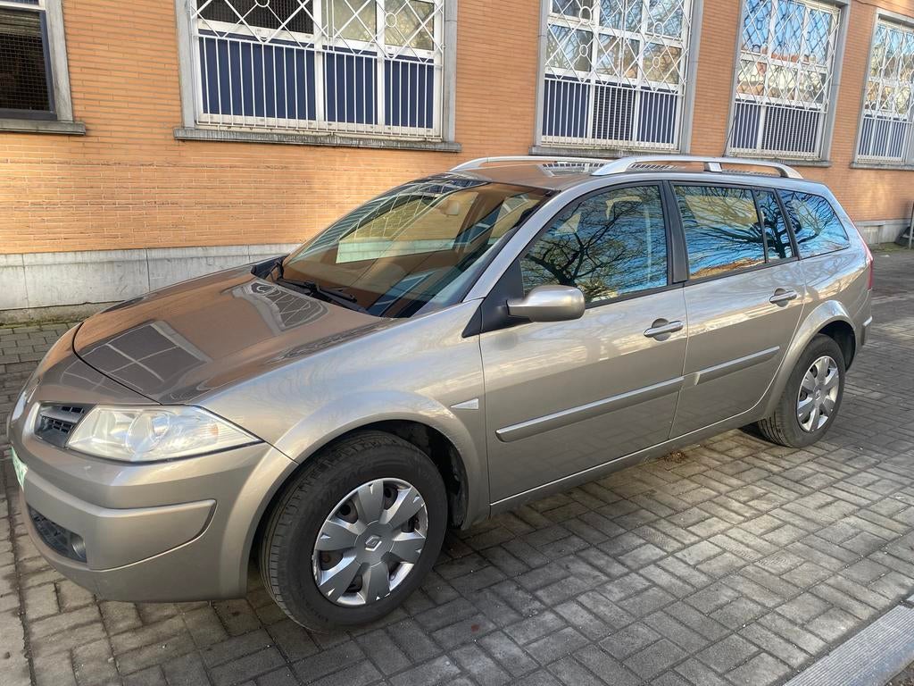 Renault Megane 1.5DCI BREAK * AIRCO * EURO 4 *, Auto's, Renault, Voorwielaandrijving, Stof, Zwart, Beige