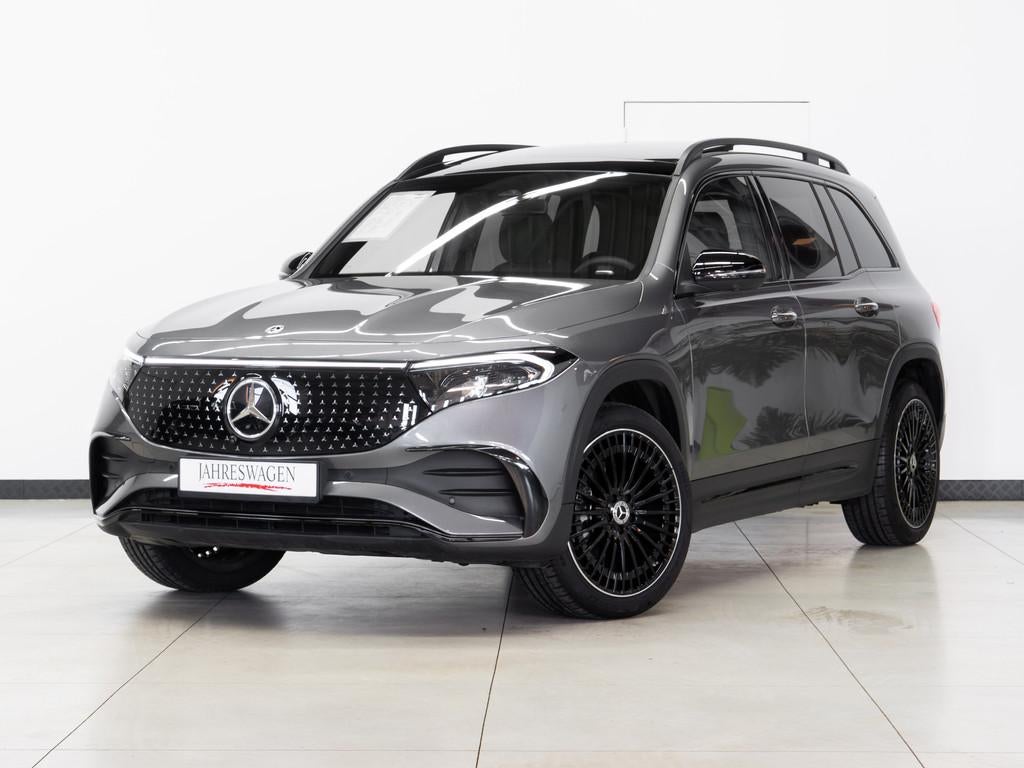 Mercedes-Benz EQB 300 4M AMG Premium Night 20" PANO Adaptiev, Auto's, Mercedes-Benz, Automaat, https://public.car-pass.be/vhr/ebe53bda-9c9b-4299-8859-e84cb6a6db38