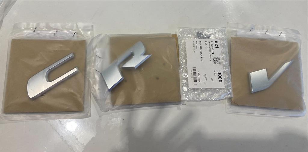 CR-V Logo achterklep, Autos : Pièces & Accessoires, Neuf, Honda, Arrière, -