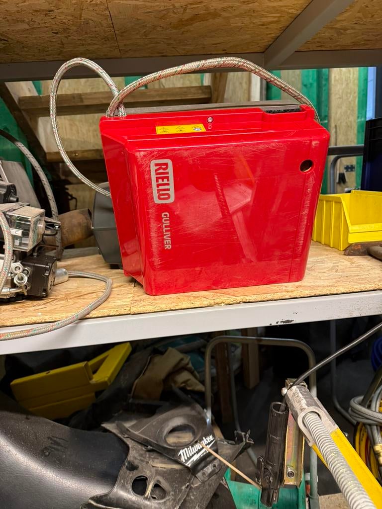 Riello  brander 83 tot 178 kw, Ophalen, Zo goed als nieuw