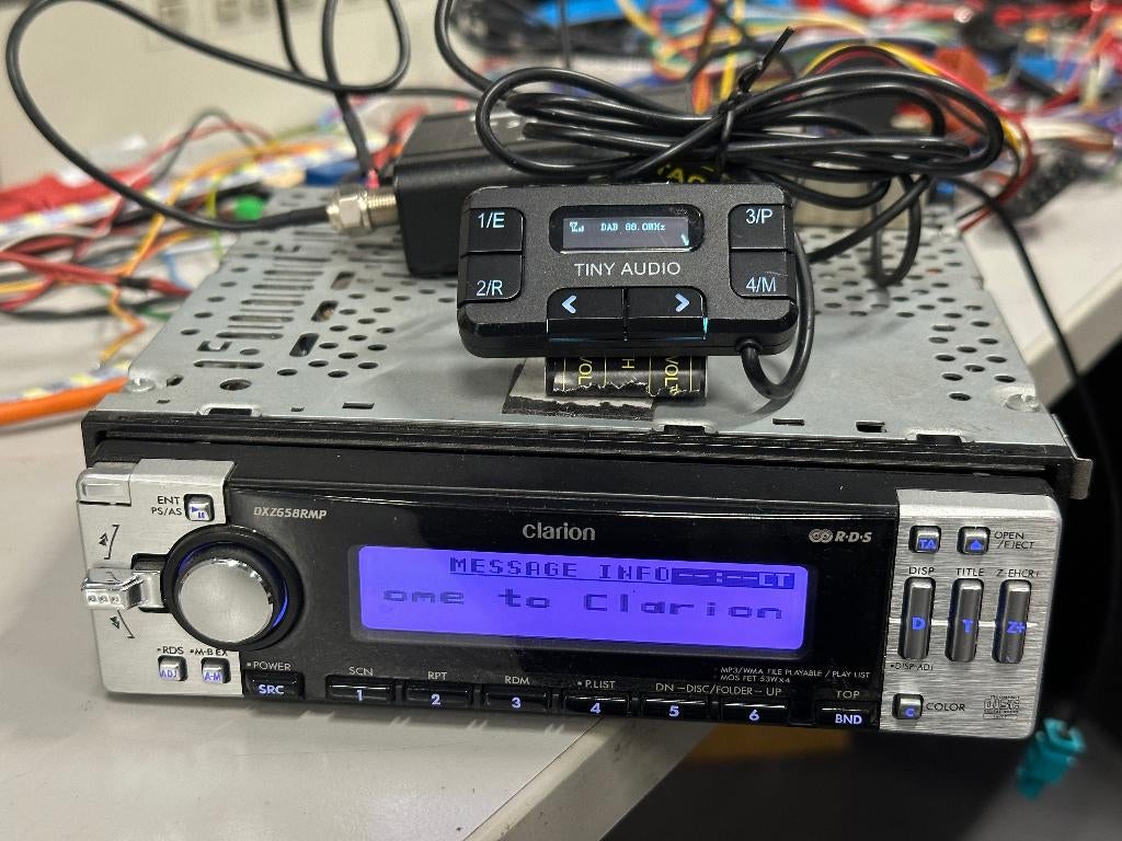 Clarion DX658RMP Auto-radio/CD met DAB set, Auto diversen, Autoradio's, Ophalen of Verzenden, Zo goed als nieuw