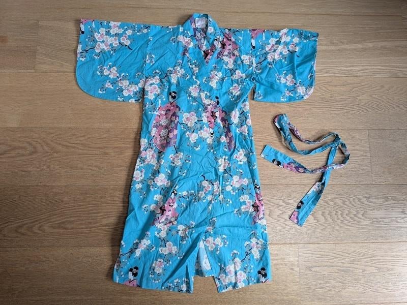 déguisement - vrai kimono du Japon - t. 134-140 (9-10 ans), Enlèvement, Comme neuf