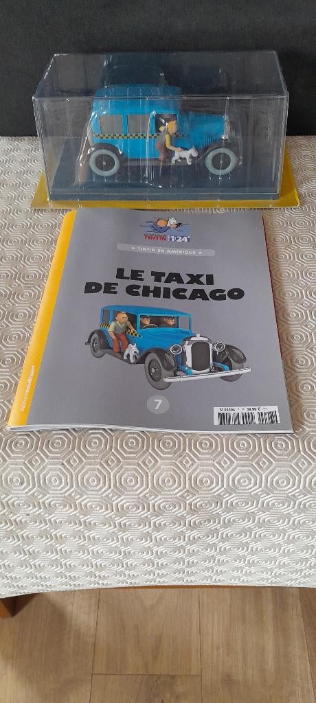 VOITURE TINTIN HACHETTE 1/24 EME LE TAXI DE CHICAGO AMERIQUE, Enlèvement ou Envoi, Comme neuf