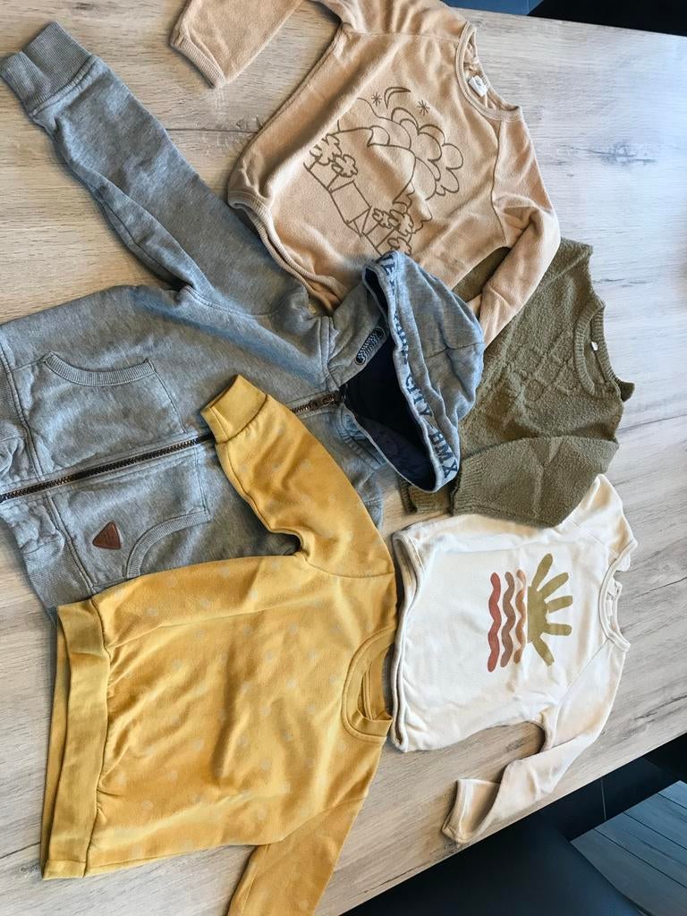 Pakket meisjeskleren 98/104, Ophalen, Maat 98