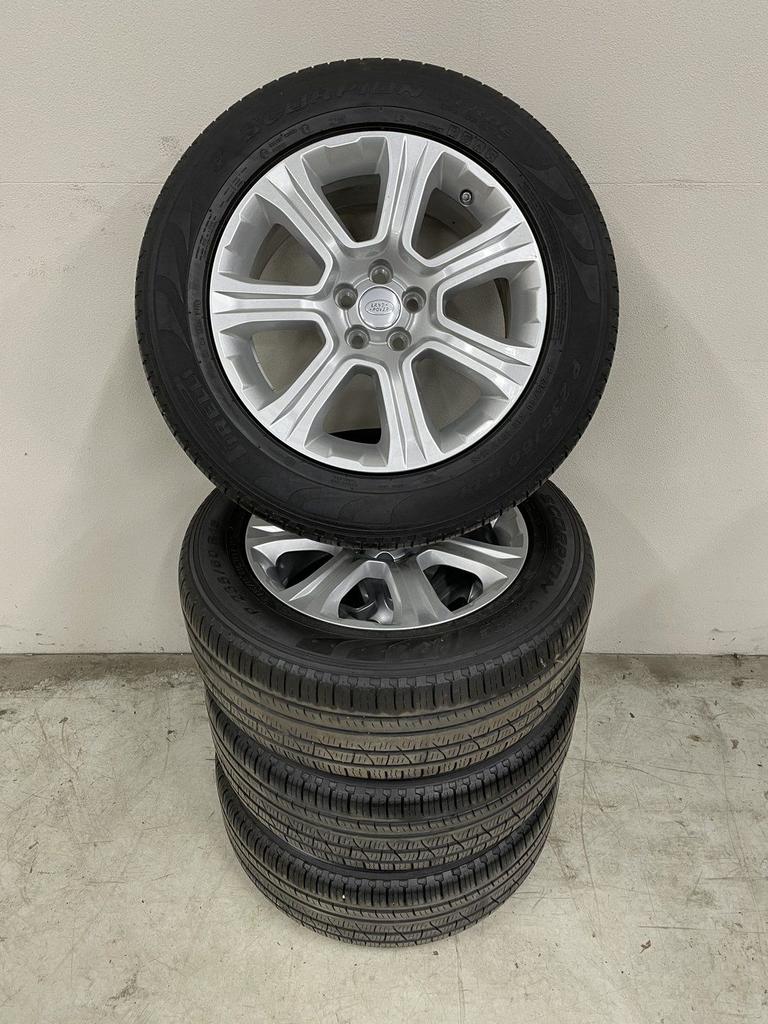 All seasonset LR Evoque Pirelli Scorpion 4 Season 235/60 R18, Pneus et Jantes, 4 Saisons, -, Véhicule de tourisme