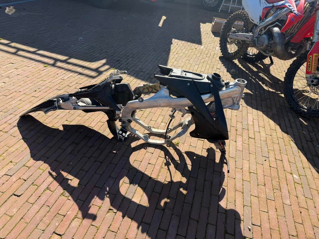 Honda CR500 AF frame, Motos, Pièces | Honda, Enlèvement