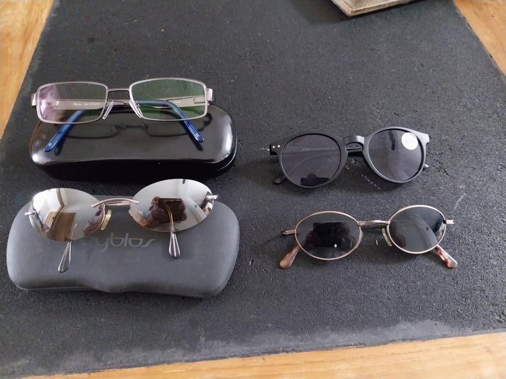 Lunettes de vue et de soleil, Autres marques, Comme neuf, Enlèvement, Lunettes de soleil