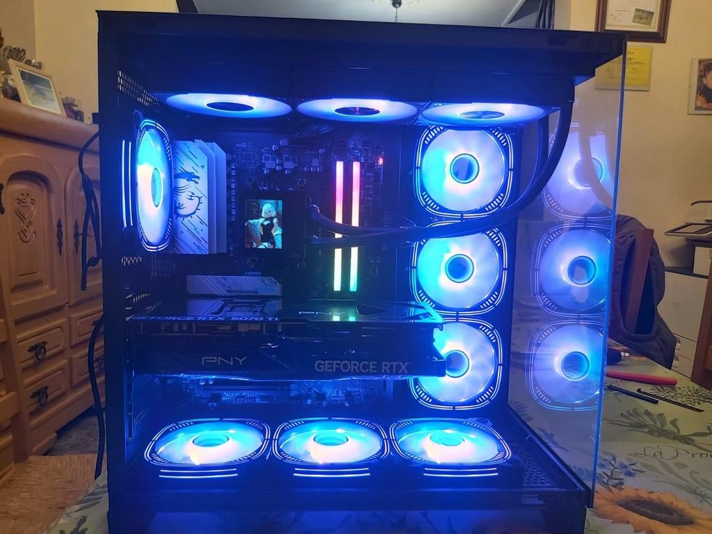 Pc gamer Aquarium neuf 4k Ryzen 7 7800x3d et rtx 5070 pny!!, Neuf, Le pc est monté avec différentes marques, 4 Ghz ou plus, AMD Ryzen 7