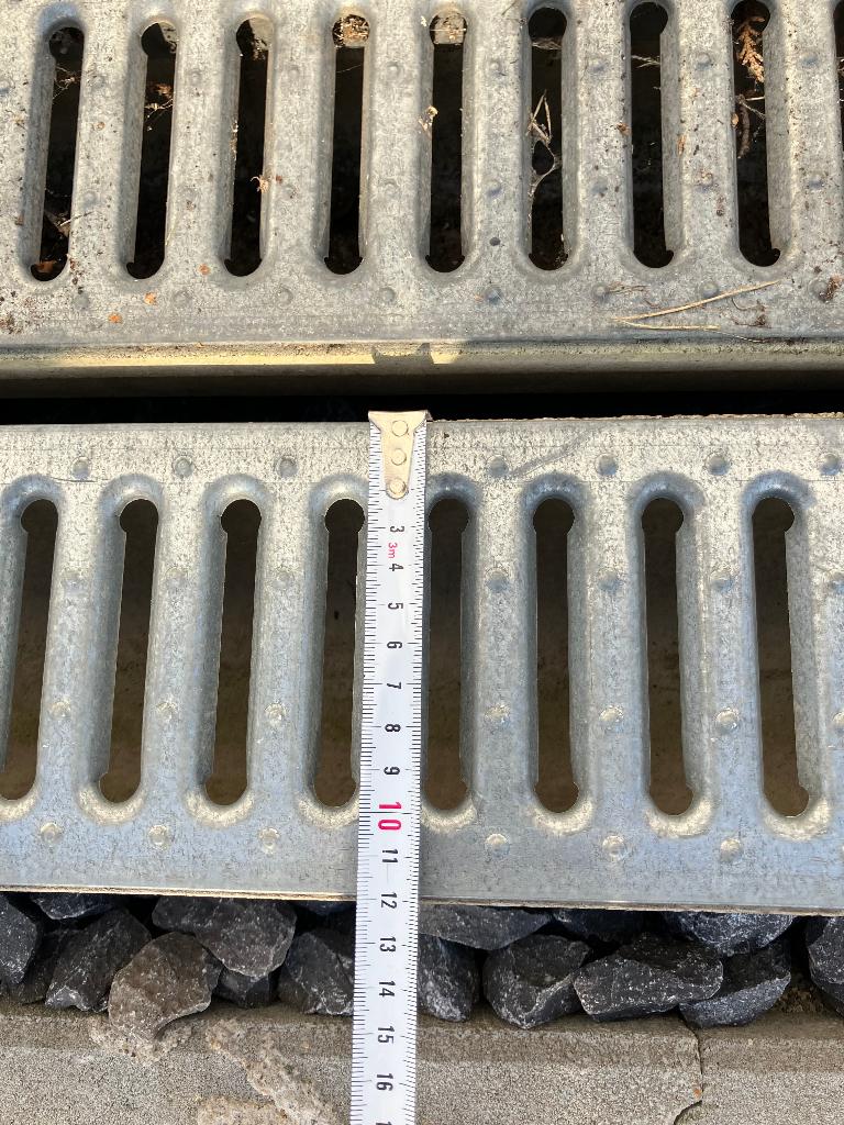 Afvoergootjes 100cm op 12cm - goede staat, Enlèvement, Comme neuf, Autres matériaux, Autres types