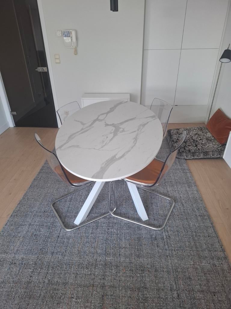 Ovalen eettafel, Huis en Inrichting, Tafels | Eettafels, Ophalen, Zo goed als nieuw