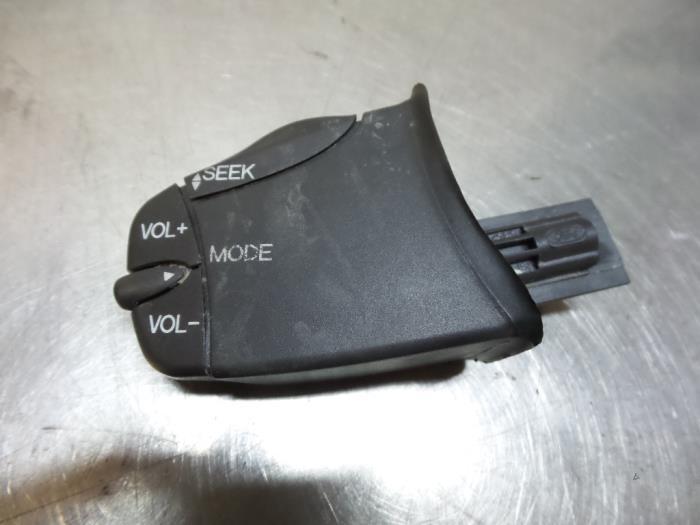 Radiobediening Stuur van een Ford Fiesta (Fiesta 02-), Auto-onderdelen, Gebruikt, -, -, Ophalen of Verzenden
