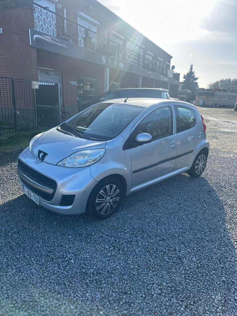 Peugeot 107 1.0 Automatique APPROUVÉE, Argent ou Gris, Achat, Interruption de démarrage, 4 portes
