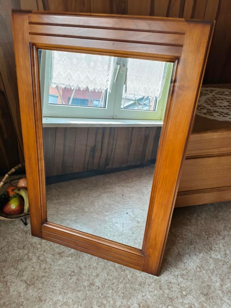 Spiegel met houten boord, Ophalen, Zo goed als nieuw, Rechthoekig