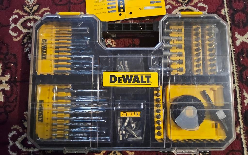 L'ensemble universel DeWalt T-Stak DT71569 comprend 100 pièc, Enlèvement ou Envoi