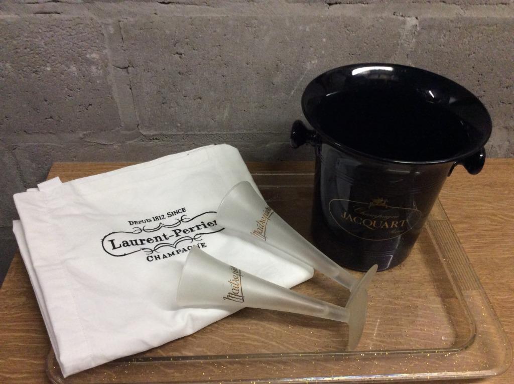 VOOR DE CHAMPGNE LIEFHEBBER, Antiek en Kunst, Ophalen