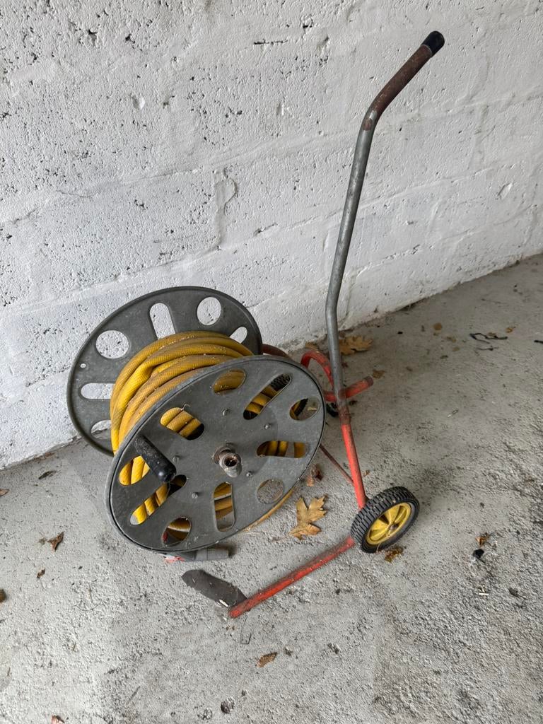 Tuinslang op rol, Tuin en Terras, Ophalen, Gebruikt, Tuinslang