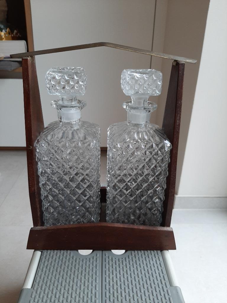 2 carafes à whisky vintage avec présentoir, Antiquités & Art, Enlèvement ou Envoi