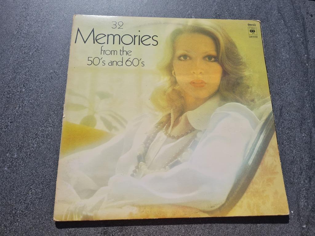 2 LP - 32 memories from the 50's and 60's, Ophalen of Verzenden