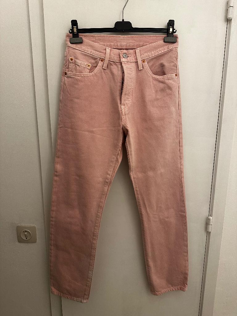 Jeans Levi, W28 - W29 (confection 36), Enlèvement ou Envoi, Autres couleurs, Comme neuf