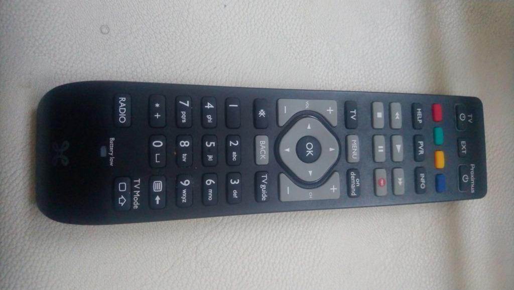 Proximus v5 afstandsbediening, Audio, Tv en Foto, Ophalen of Verzenden, Gebruikt, Origineel, Mediaspeler