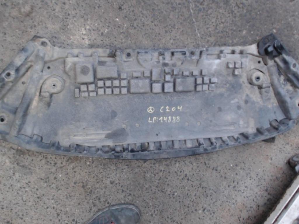 Cache sous moteur Mercedes S204 BK 2.2CDi 100kw 2007-2010, Autos : Pièces & Accessoires, Moteurs & Accessoires, Enlèvement, Utilisé