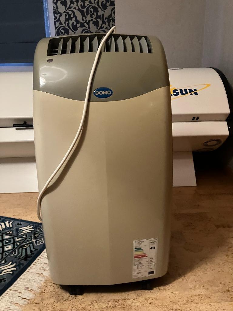 Mobiele airco Domo, Ophalen, Minder dan 60 m³, Zo goed als nieuw, Koelen en Ontvochtigen