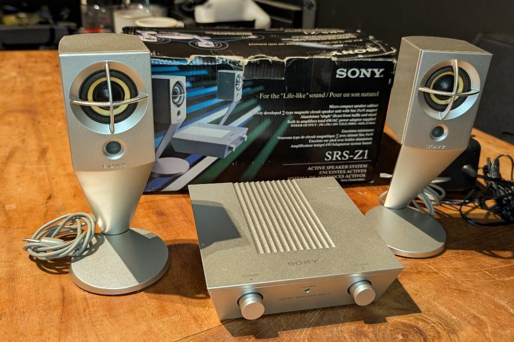 Vintage (2005) Sony SRS-Z1 luidsprekers/versterker, Moins de 60 watts, Enlèvement ou Envoi, Reconditionné, Haut-parleurs Frontaux, Arrière ou Stéréo