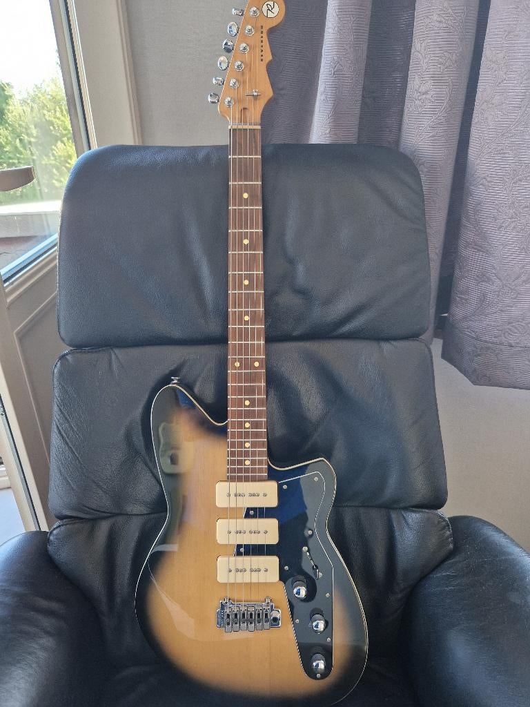 Révérend Jetstream 390, Enlèvement, Comme neuf, Solid body, Autres marques