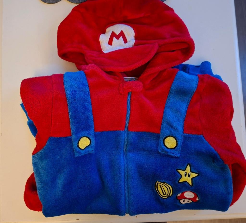 Super mario bros : onsie / winterpyjama / verkleedkledij, Kinderen en Baby's, Carnavalskleding en Verkleedspullen, Ophalen of Verzenden