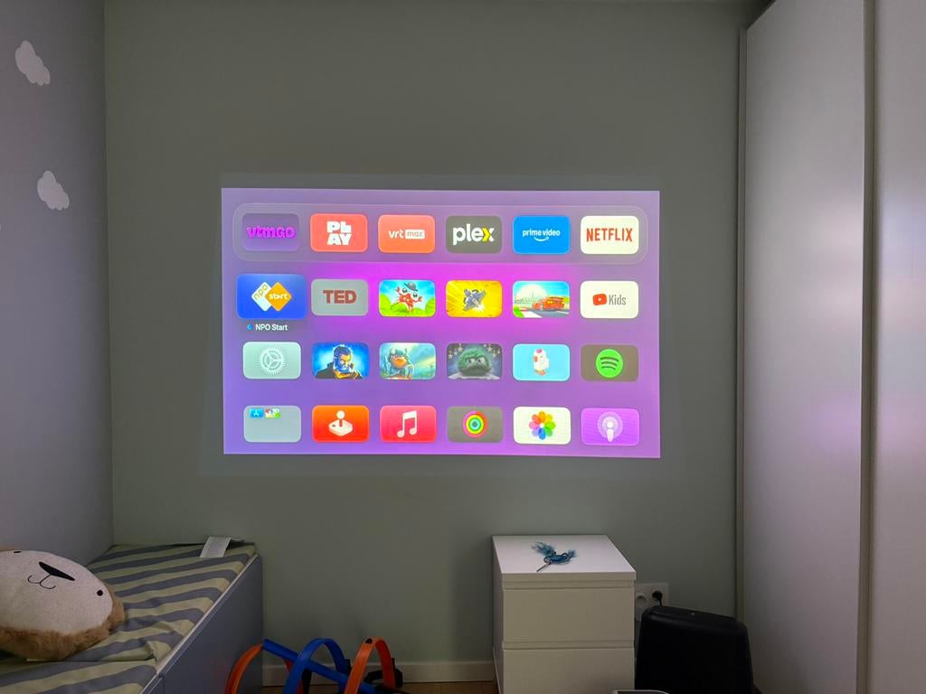 Beamer met geluidsinstallatie: Nec p350w en Polk Audio Mini, Ophalen, Gebruikt