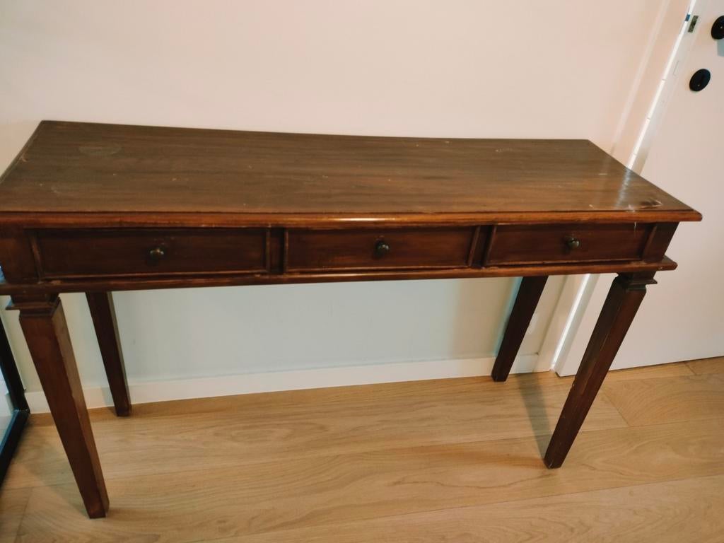 Sierlijke side table B 1.21,D 40 en H 77cm, Ophalen