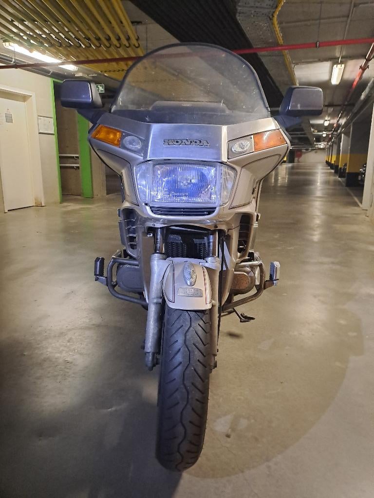 Honda goldwing 1200cc, Motos, Motos | Honda, Particulier, Tourisme, plus de 35 kW, 4 cylindres, Transmission par cardan, Enlèvement