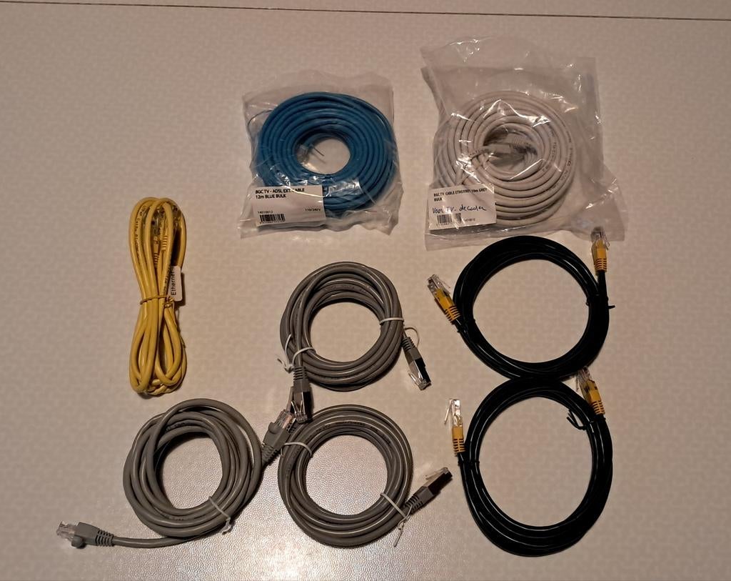 diverse nieuwe netwerkkabels (tot 12 meter), Informatique & Logiciels, Enlèvement ou Envoi, Neuf