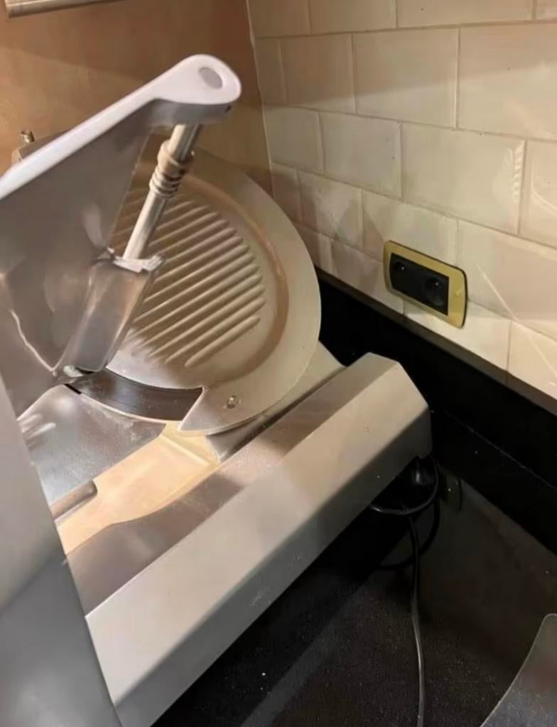 Beckers F 350 1 snijmachine, Ophalen of Verzenden, Bakkerij en Slagerij