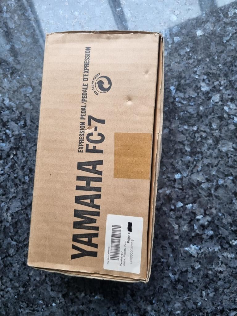 Volumepedaal yamaha FC-7, Ophalen, Yamaha